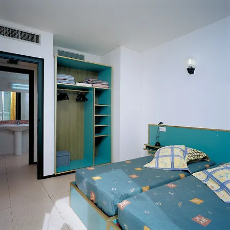 略雷特太阳公寓 滨海略雷特